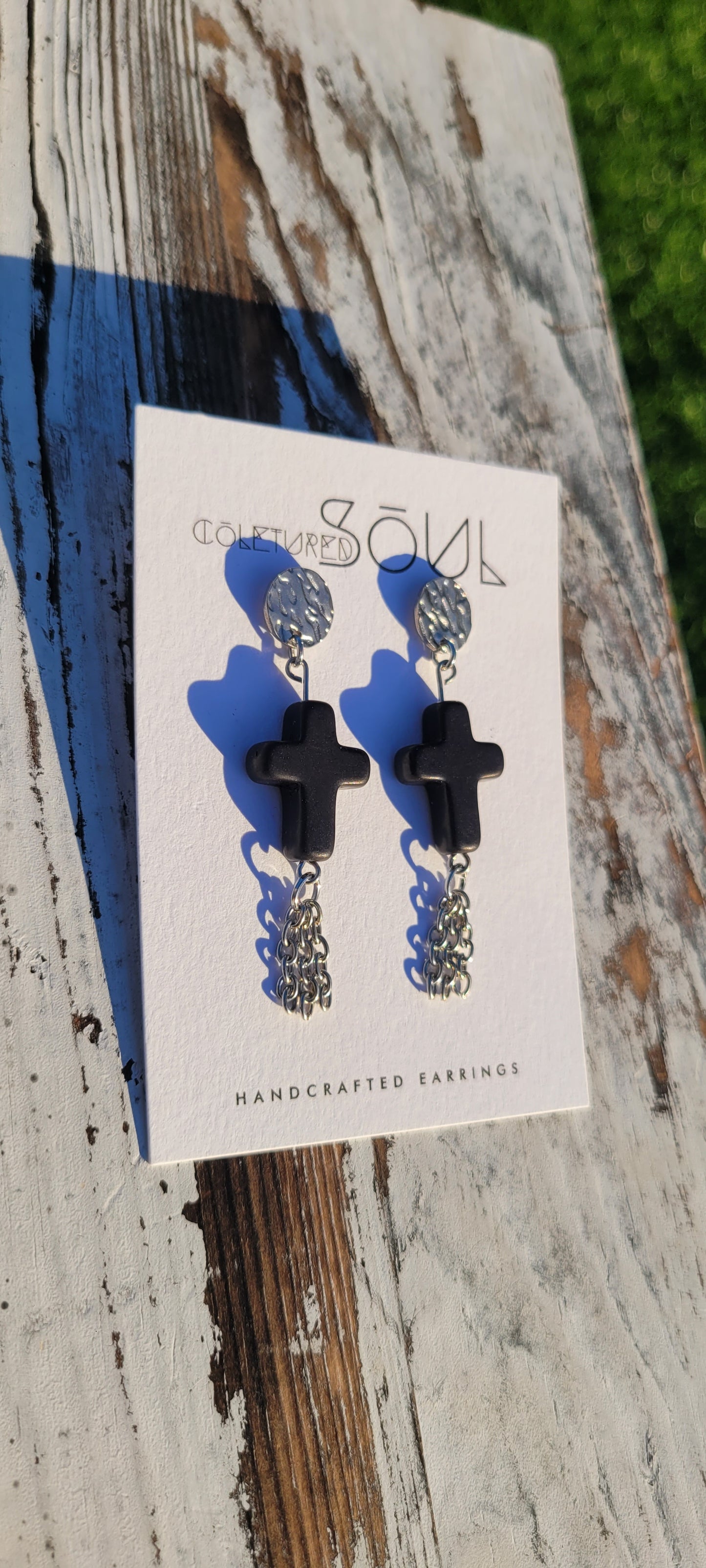 Kingdom Mini Cross - Black & Silver