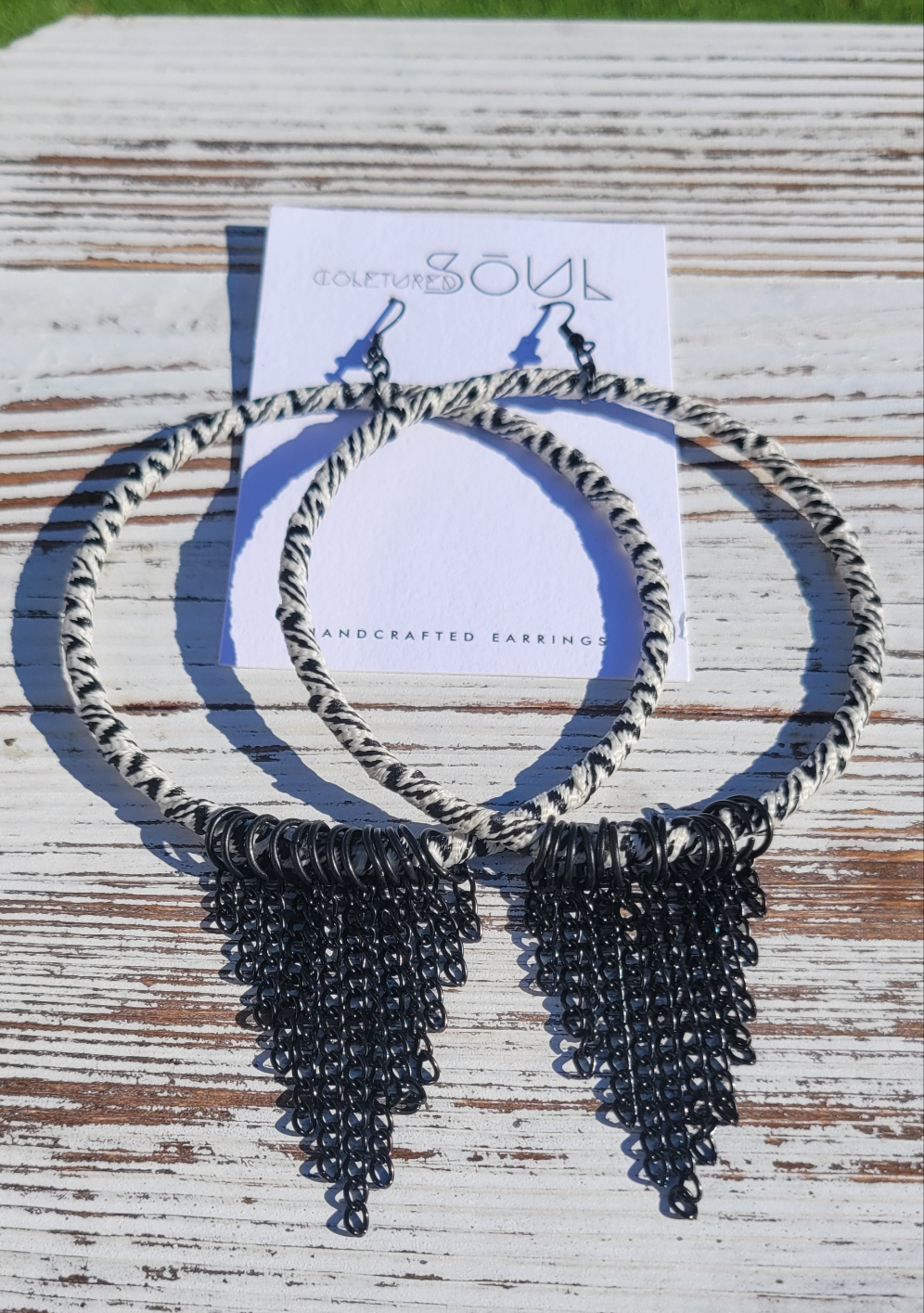 Hoops - B & W (x-large)