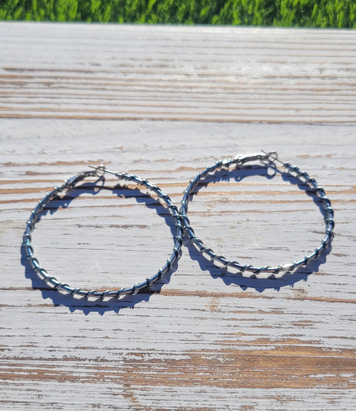 Hoops - Get Wired! Silver & Navy