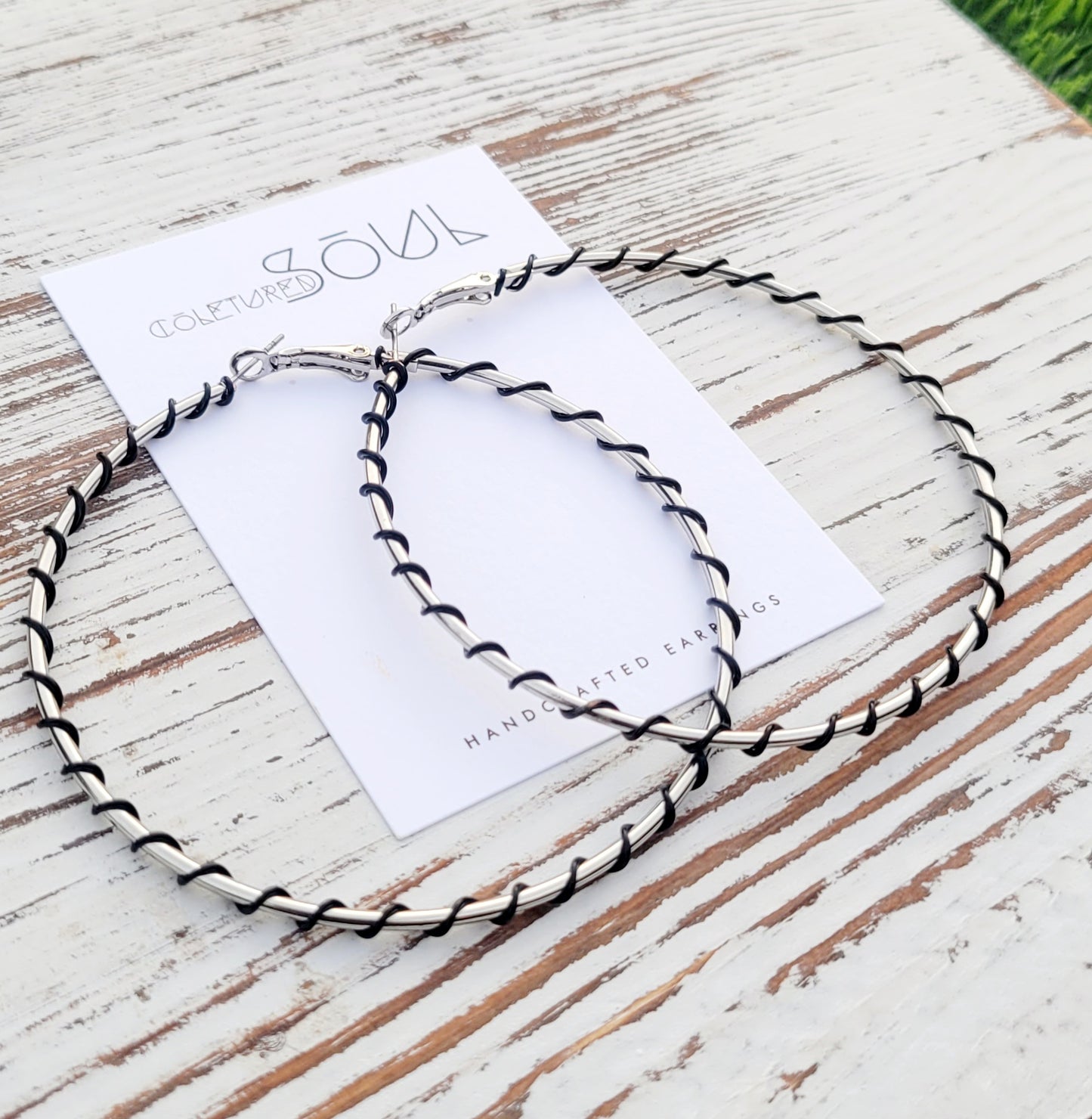Hoops - Get Wired! Silver & Black