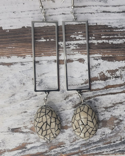 Geo Chic - Sleek Stone
